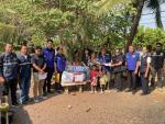 ลงพื้นสำรวจประมาณการความเสียหายบ้านไฟไหม้และมอบถุงยังชีพ